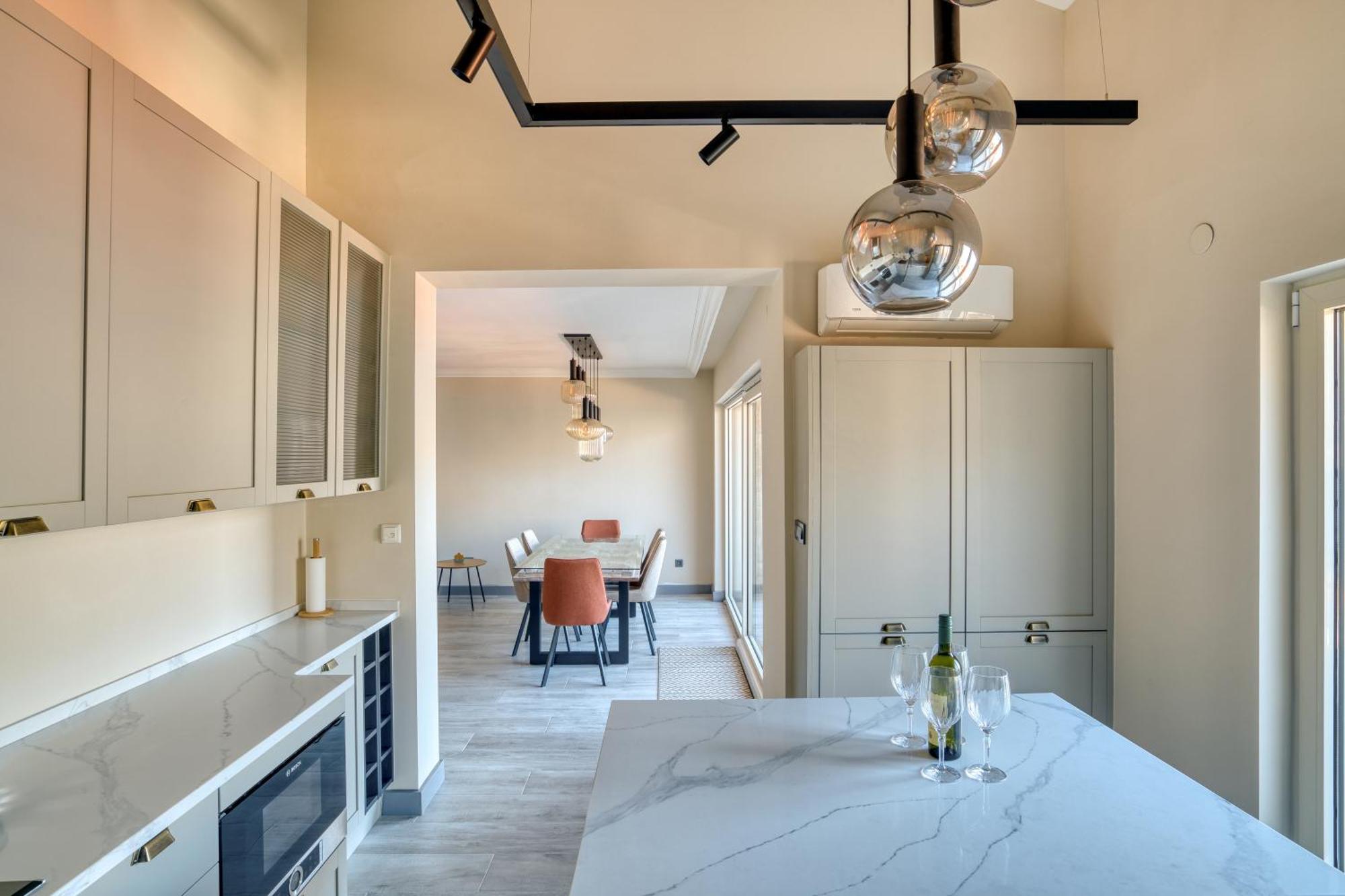 Luxurious 3-Bedroom Apartment By Mn Property Kotor Exterior foto